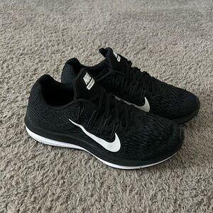 Nike Zoom Winflo 5